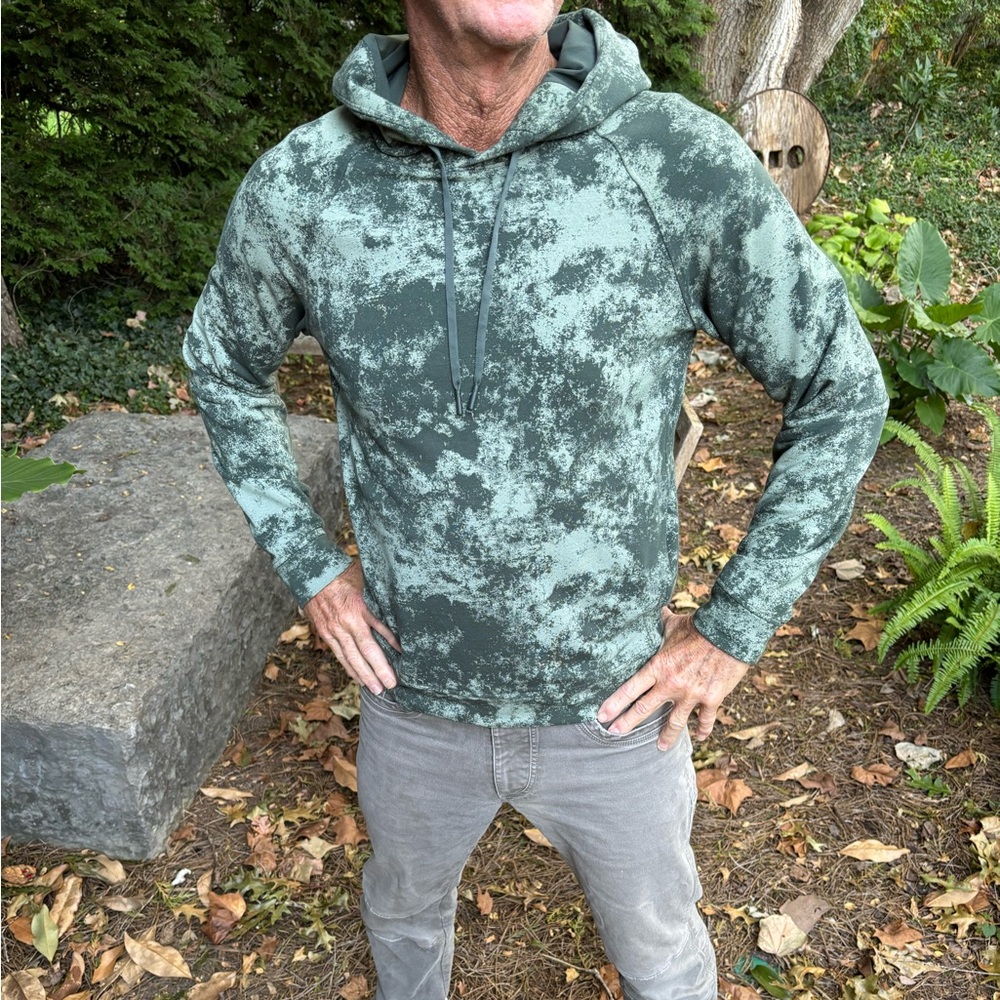 Lululemon men’s hoodie - Picture 7 of 10